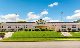 Quality Inn & Suites Bel Air I-95 Exit 77A