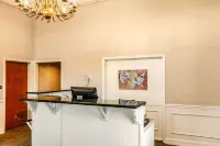 Econo Lodge Inn & Suites Radford-Blacksburg Area Hotels in Radford