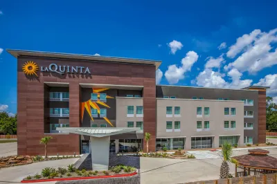 La Quinta Inn & Suites by Wyndham Houston East at Sheldon Rd Hotel a Channelview