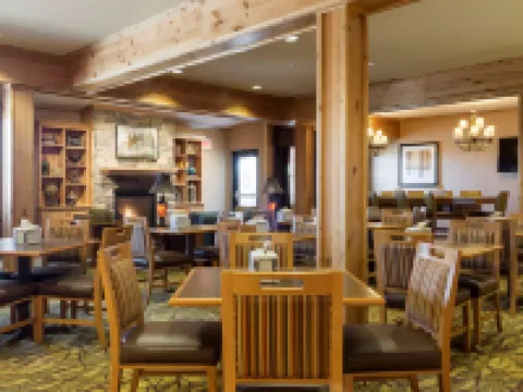 威利斯頓美茵斯坦套房酒店 威利斯頓酒店