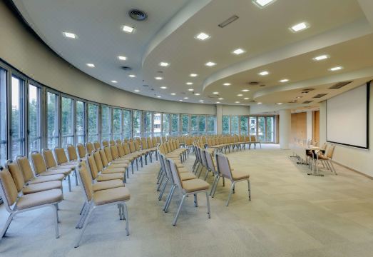 2. NH 헤스페리아..