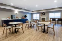 AmericInn by Wyndham Fulton Clinton Hotels in Clinton