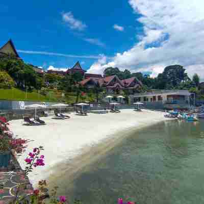 Khas Parapat Hotel Exterior