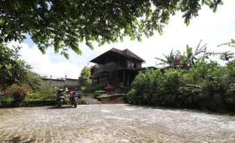 Rumah Kebun Wulan Lembang