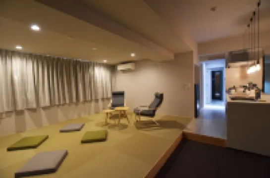 รันดอร์ เรซิเดนซ์ โตเกียว สวีทส์