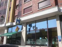 Hotel Carbayon - 2-Star