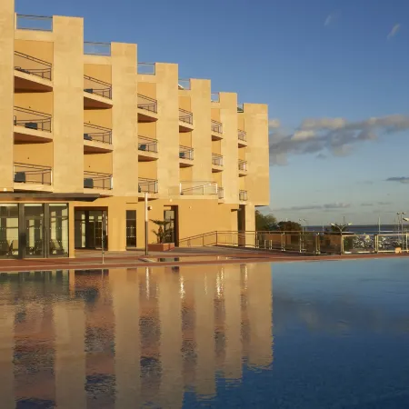 Real Marina Hotel & Spa