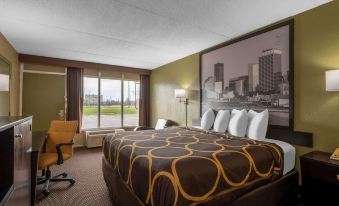 Super 8 by Wyndham Perrysburg/Toledo