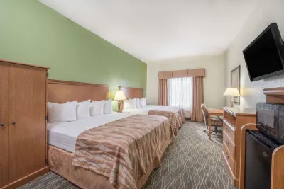 Baymont by Wyndham Pearsall Hotels near Frio Pioneer Jail Museum
