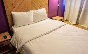Capsule Hotel de Lux ApraxInn — Hostel