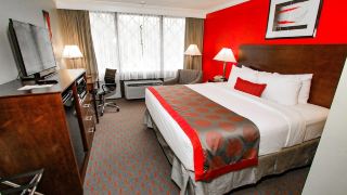 ramada-hotel-and-conference-center-by-wyndham-lewiston