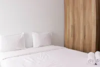 Nice and Cozy Studio at Tamansari Mahogany Karawang Apartment Các khách sạn ở West Telukjambe