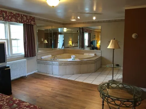 Colonie Inn and Suites Hotels in Latham