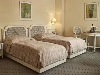 Ambassador Zlata Husa