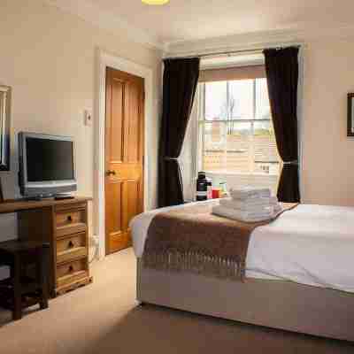 The Royal Oak Hotel Rooms