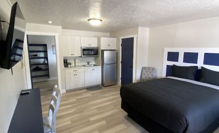 CB&M Executive Suites - Housity