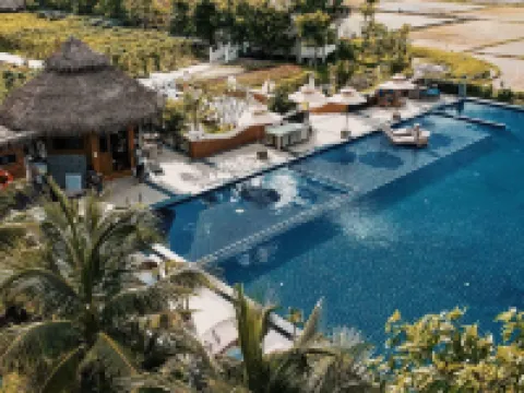 ภูสันฟ้า รีสอร์ท โรงแรมในอำเภอ แม่แตง