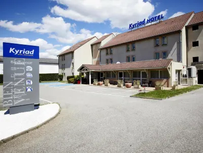 Hôtel Kyriad Lyon Est Saint-Bonnet de Mûre Hôtels à proximité de : Chateau de Rajat
