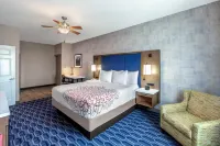 La Quinta Inn & Suites by Wyndham Houston Channelview - balcony