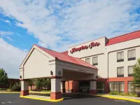 Hampton Inn Youngstown-North Hotels near Ohio Welcome Sign