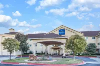 Super 8 by Wyndham Lubbock West Các khách sạn ở Lubbock