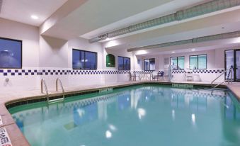 La Quinta Inn & Suites by Wyndham Batavia