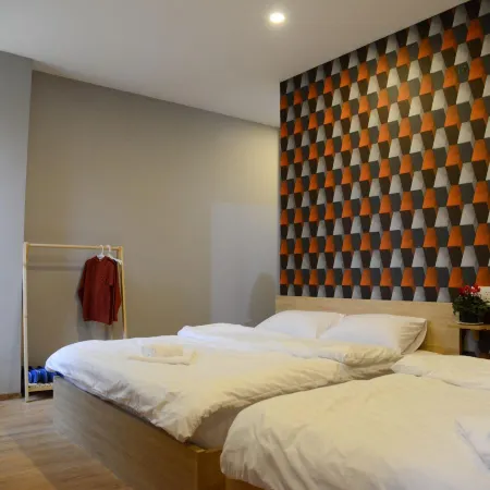 Vyl House