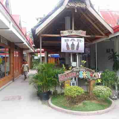 Galleria de Boracay Guest House Hotel Exterior