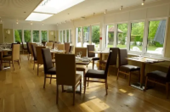 Little Silver Country Hotel