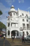 Queen's Hotel Hotel dekat Kandy Lake