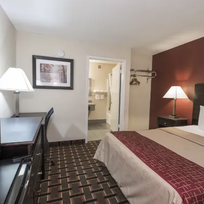 Red Roof Inn Mobile - Midtown Hotels near Walmart Supercenter