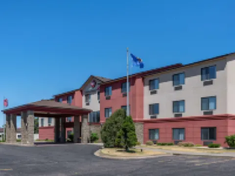 Best Western Plus Chelsea Hotel Hotels in Wright County