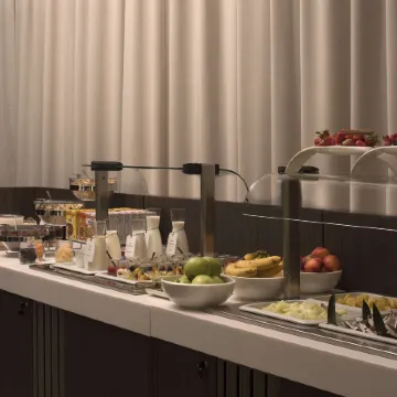 NH Collection City Life