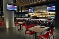瓜達拉哈拉機場溫德姆飯店華美達Encore飯店 - 酒吧