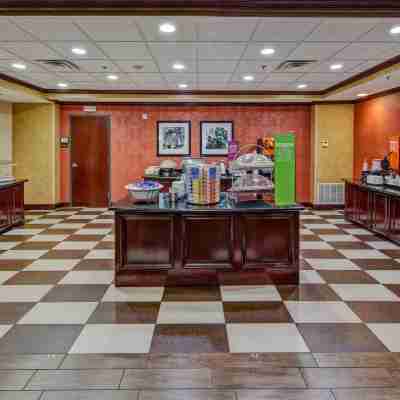 Hampton Inn & Suites Corsicana Dining/Meeting Rooms