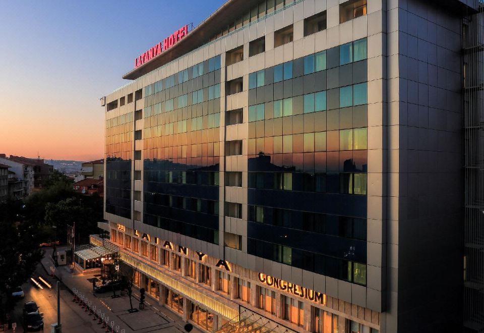 hotel overview picture