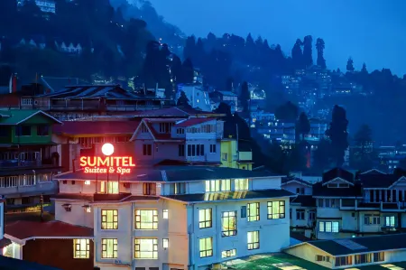 Sumitel Darjeeling Отели рядом с достопримечательностью «Darjeeling Himalayan Railway Toy Train»