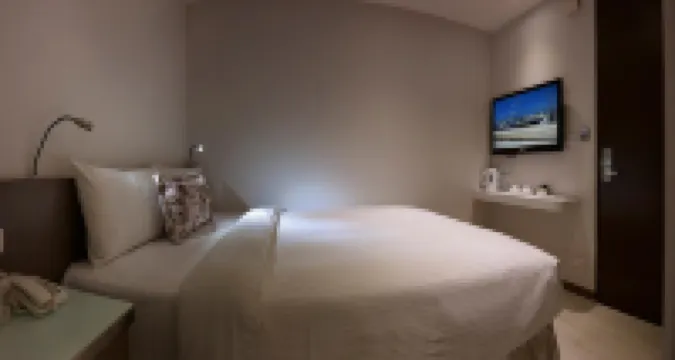 Nest 13 Hotel berhampiran Chiang Kai-Shek Shilin Residence