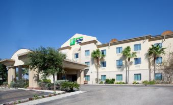 Holiday Inn Express & Suites Alice