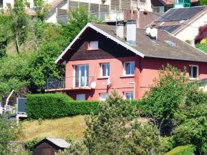 La Colline Aux Yeux Doubs