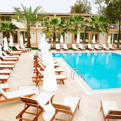 Sunprime Dogan Side Beach - Adults Only Hotels near Side Antique City