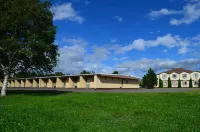 Mount Peyton Resort & Conference Centre Hotels in Гранд Фолс
