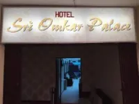 Dwivedi Hotels Sri Omkar Palace Hotel dekat Bharat Mata Mandir