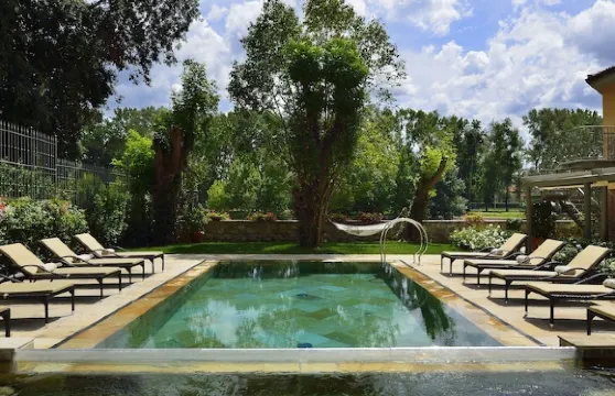 蘇拉諾城市酒店