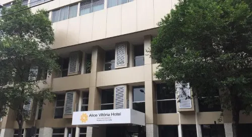 Alice Vitória Hotel