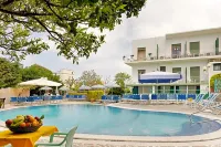 Hotel Carmencita - Pools
