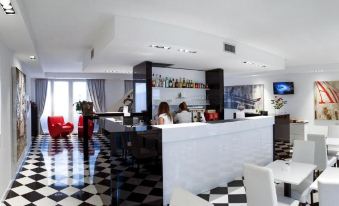 Hotel Studio Inn Centrale & Milano Urban Padel