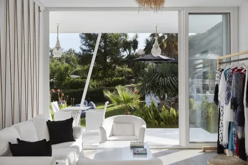 Mr & MRS White Corfu Couples Retreat Adults Only - Homestays