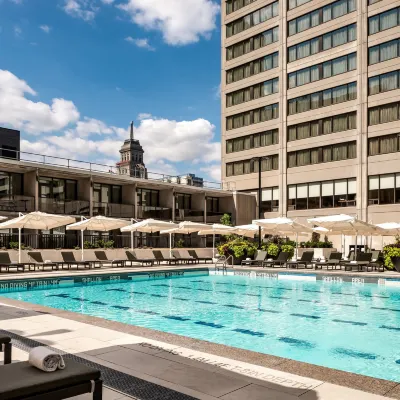 Sheraton Centre Toronto Hotel Hoteles cerca de Plaza Nathan Phillips