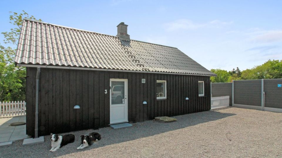 "Brawith" - 250m from the Sea